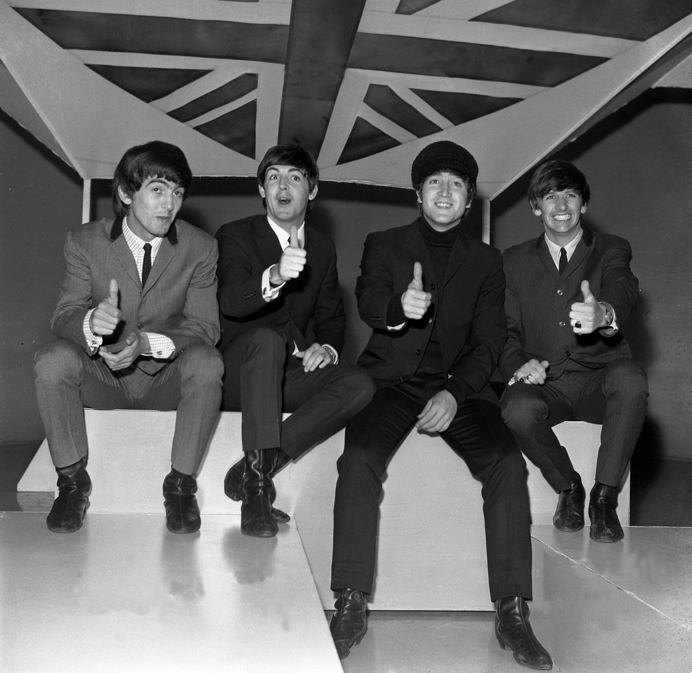 Стали известны имена актеров, которые сыграют в&nbsp;четырех фильмах о&nbsp;The Beatles