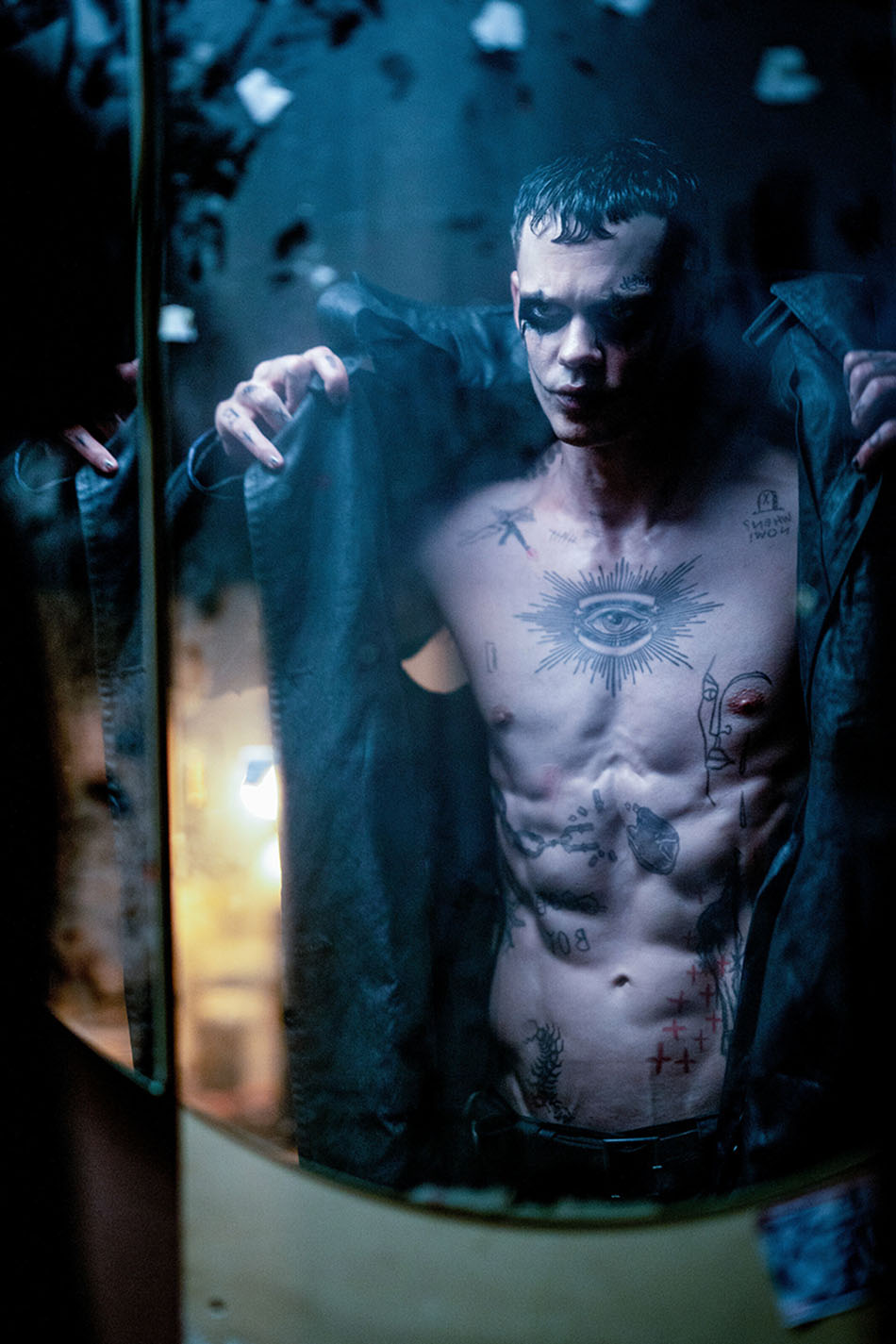 Телепремьера «Ворона» пройдет в&nbsp;России на&nbsp;канале РЕН ТВ