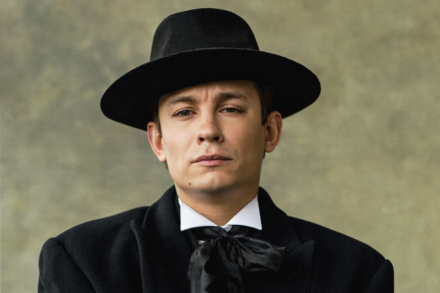 Никита Кологривый исполнит роль Маяковского в&nbsp;фильме