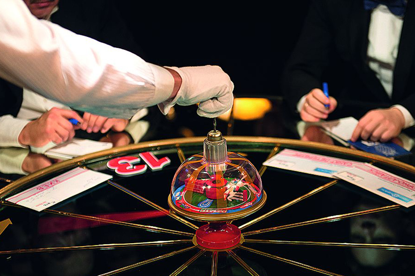 Первый канал покажет архивные выпуски «Что? Где? Когда?» 