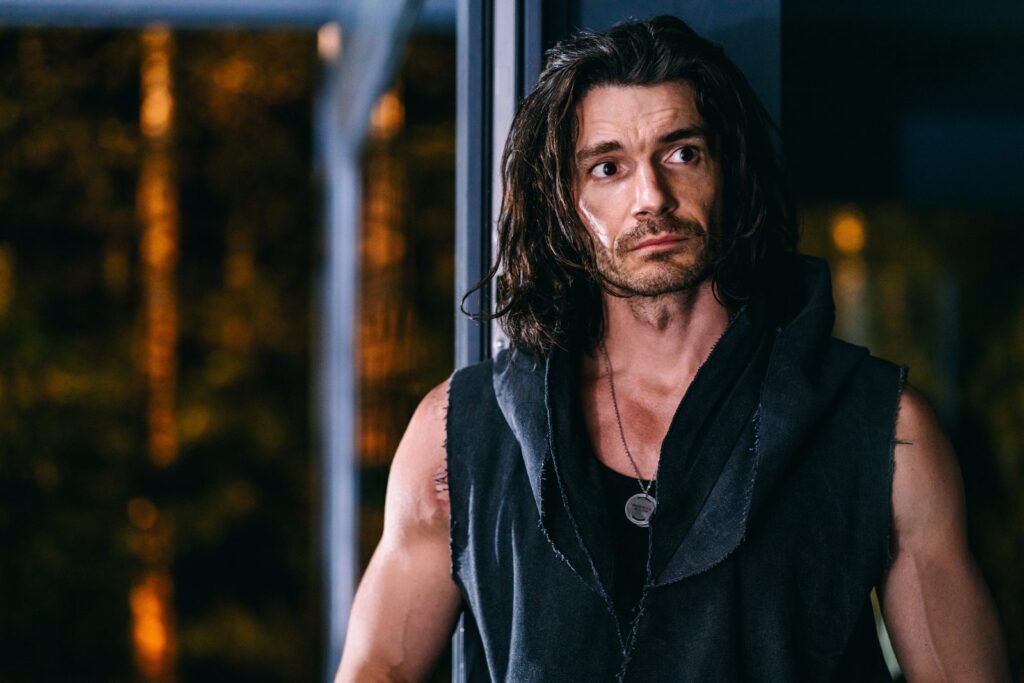 Максим Матвеев в сериале «Полдень»
