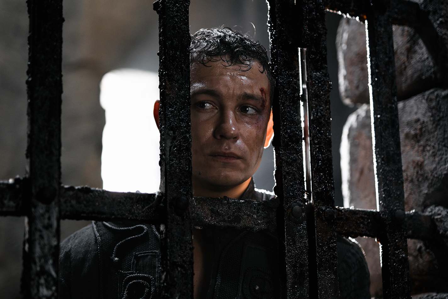 «Трудно быть богом»: полный каст и&nbsp;новые кадры 