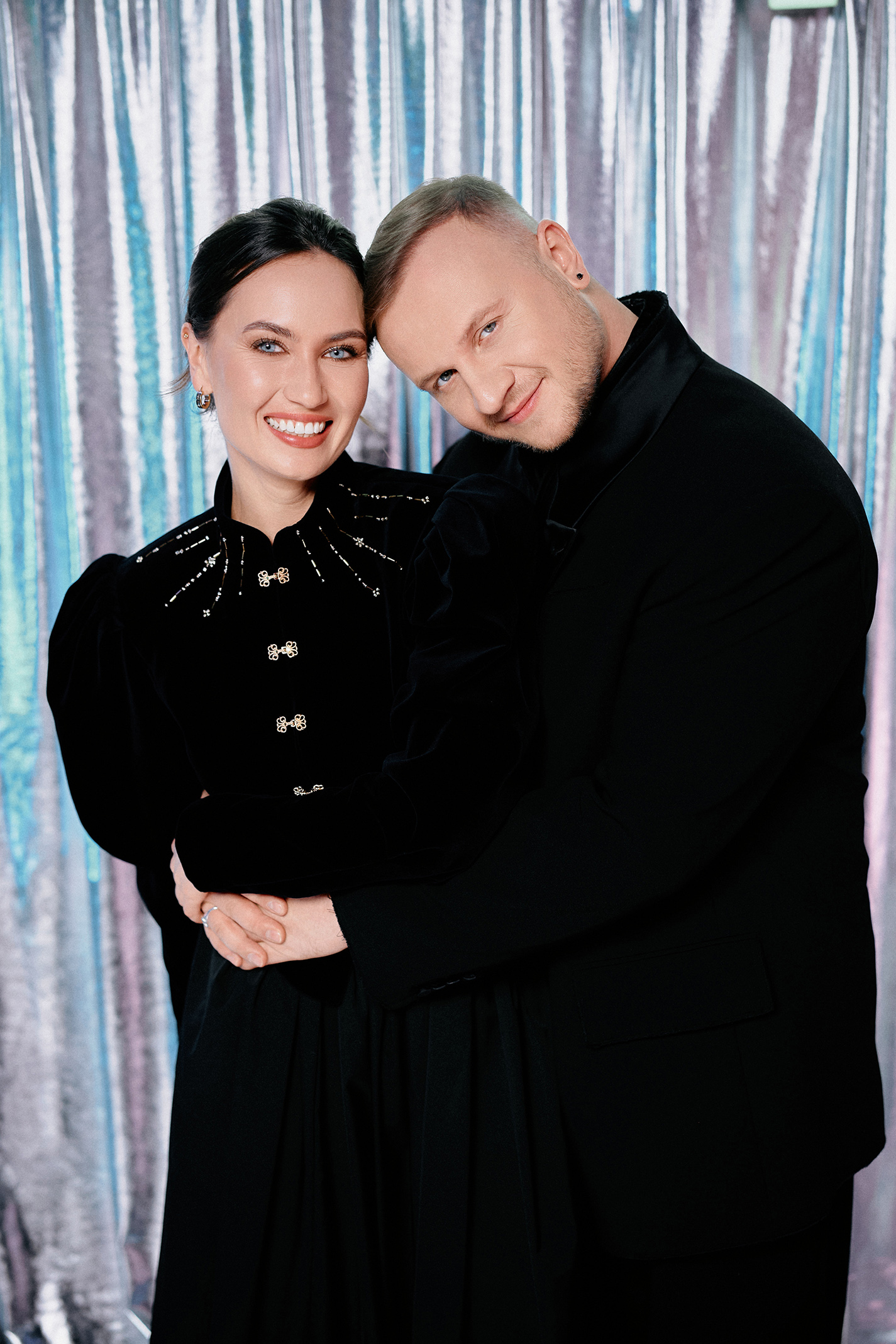 Дмитрий Журавлев с&nbsp;женой, Барановская, Мазаев на&nbsp;премьере шоу «Звезды»: фото