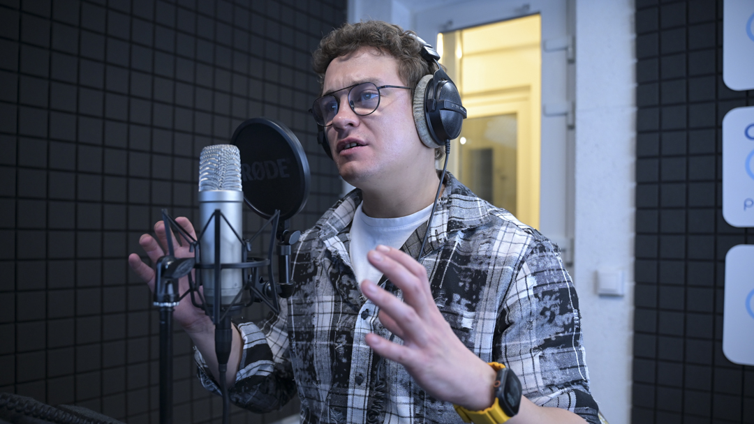 Никита Кологривый озвучил героя сериала о&nbsp;невербальном аутизме