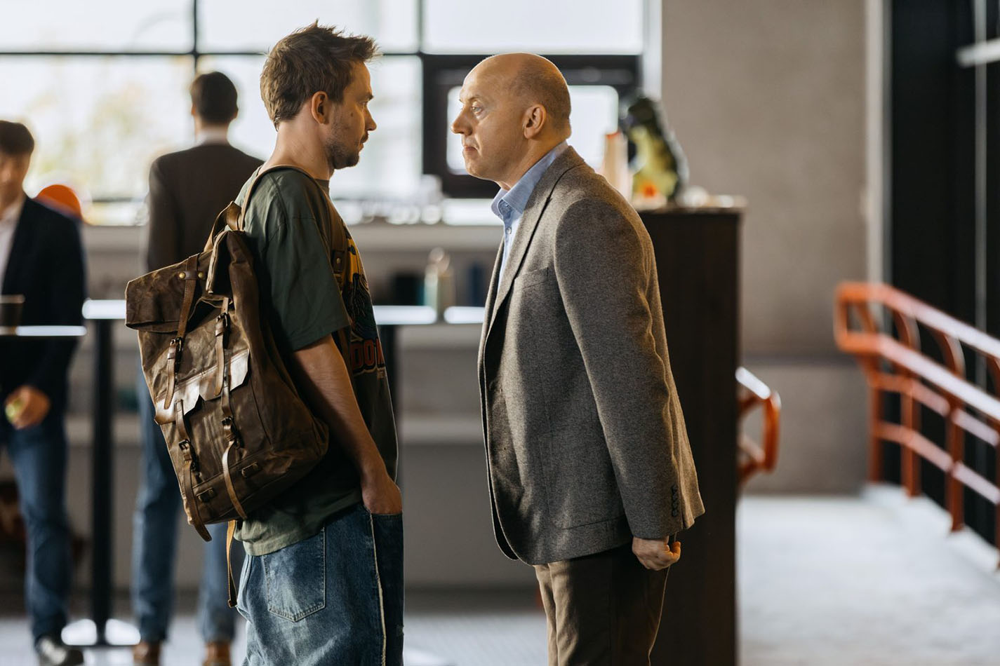 Рецензия на&nbsp;фильм «Комментируй это»: Саша Петров и&nbsp;Сергей Бурунов реанимируют беспроигрышную схему