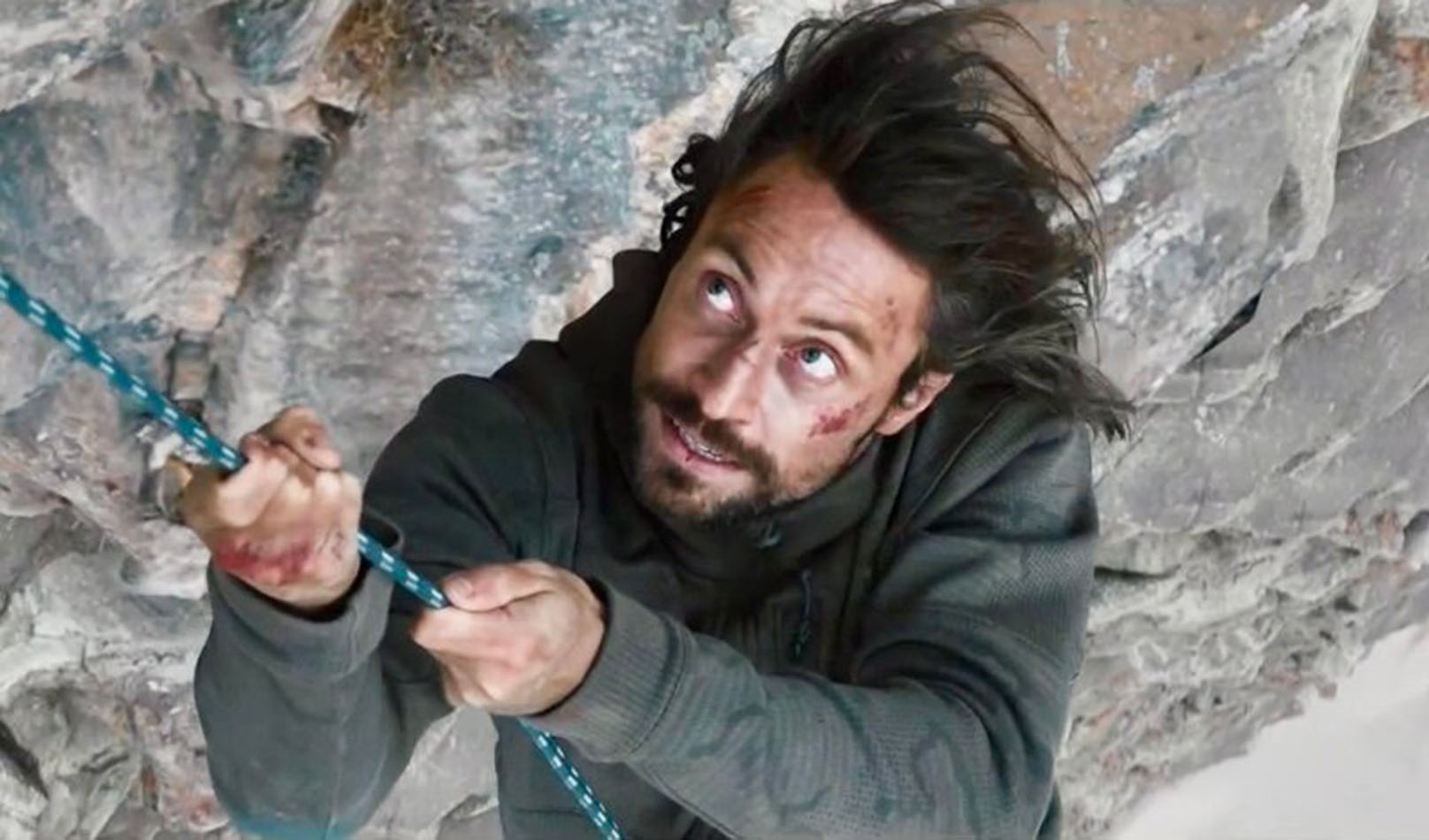 Антон Филипенко охотится в&nbsp;трейлере фильма «Пастбища богов» 