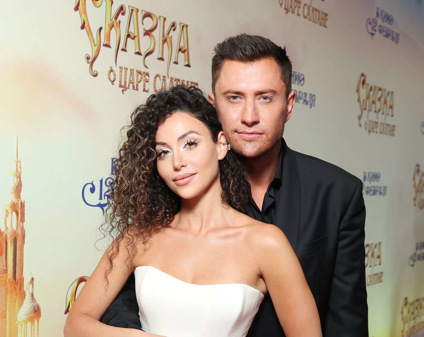 Прилучный с&nbsp;Брутян, Блёданс с&nbsp;сыном на&nbsp;премьере «Сказки о&nbsp;царе Салтане»: фото