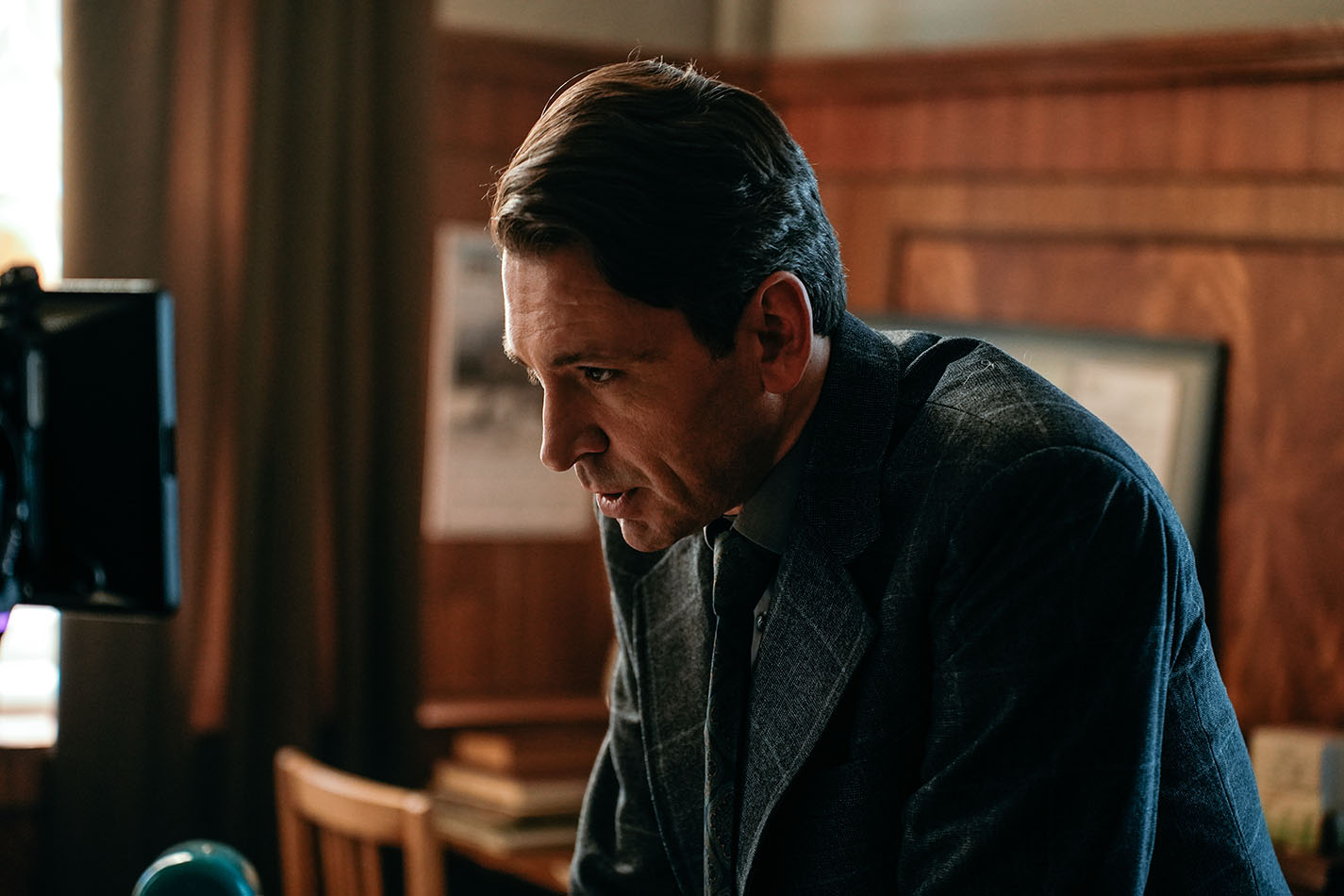 Антон Хабаров столкнется с&nbsp;бандой в&nbsp;4-м сезоне сериала «Алекс Лютый»