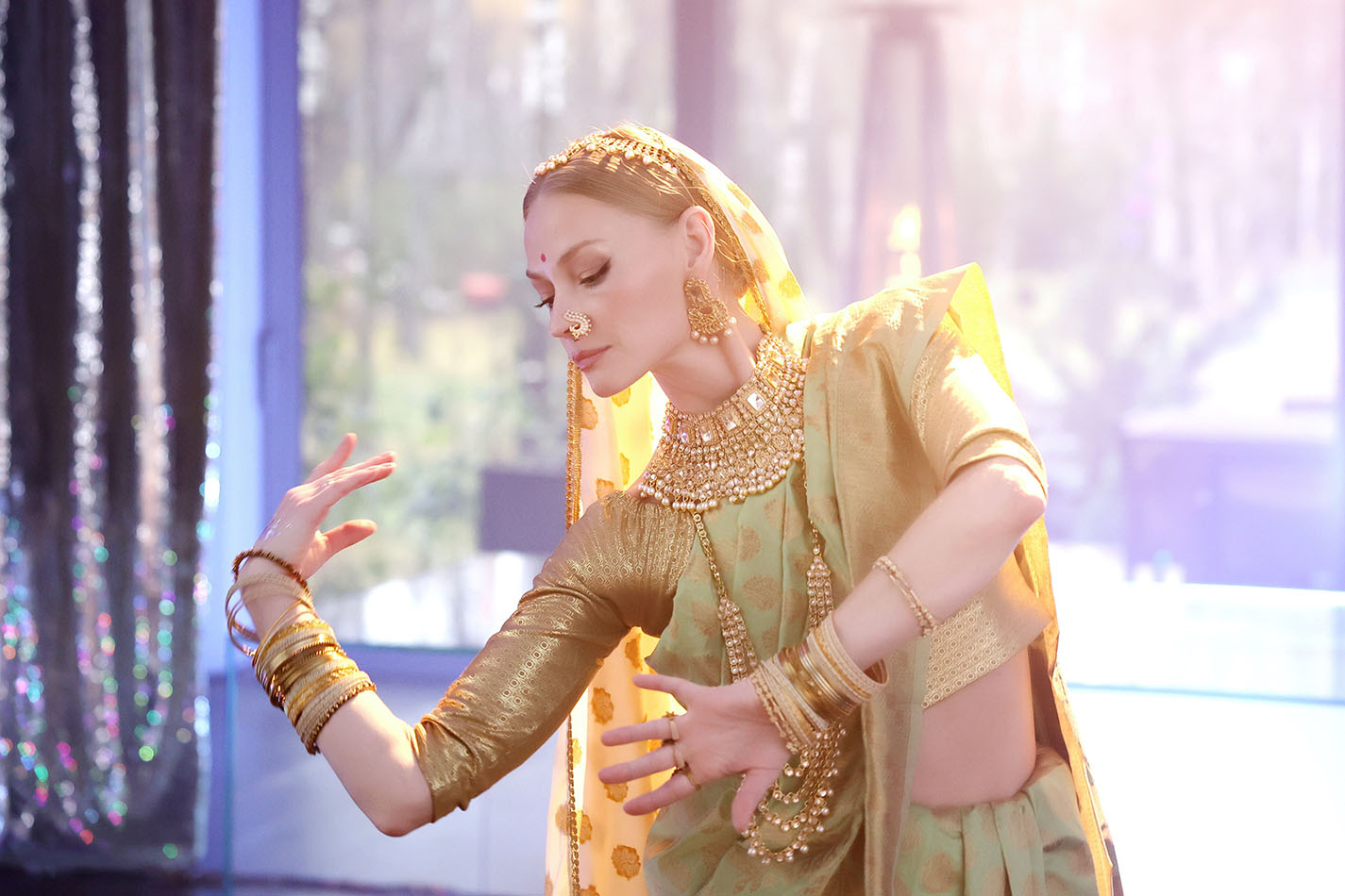 Рецензия на&nbsp;фильм «Жемчуг»: Ходченкова и&nbsp;Цыганов в&nbsp;индийской сказке