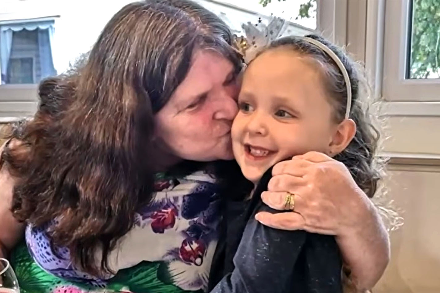 Девочка сняла док о&nbsp;бабушке с&nbsp;деменцией