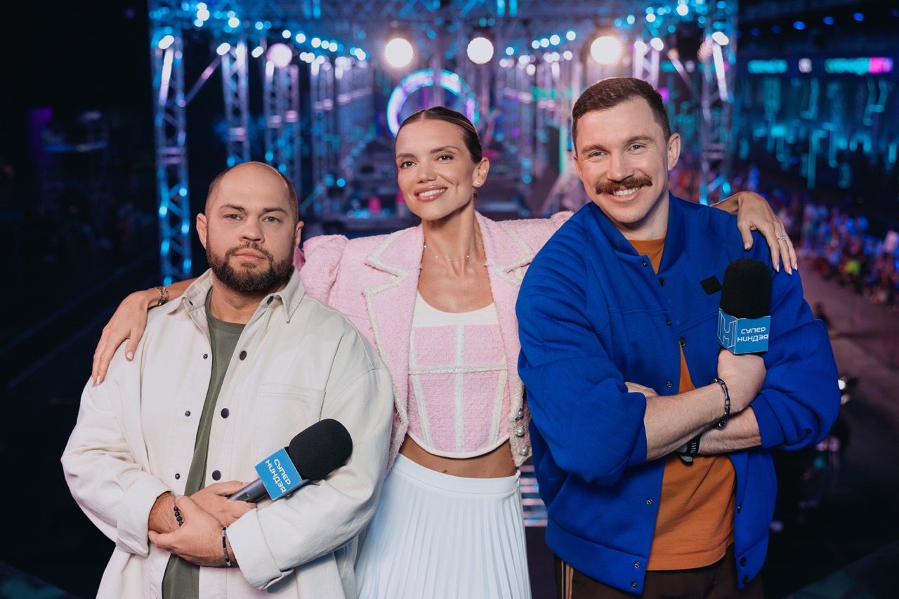 Роман Постовалов, Валерия Дергилева и Василий Артемьев