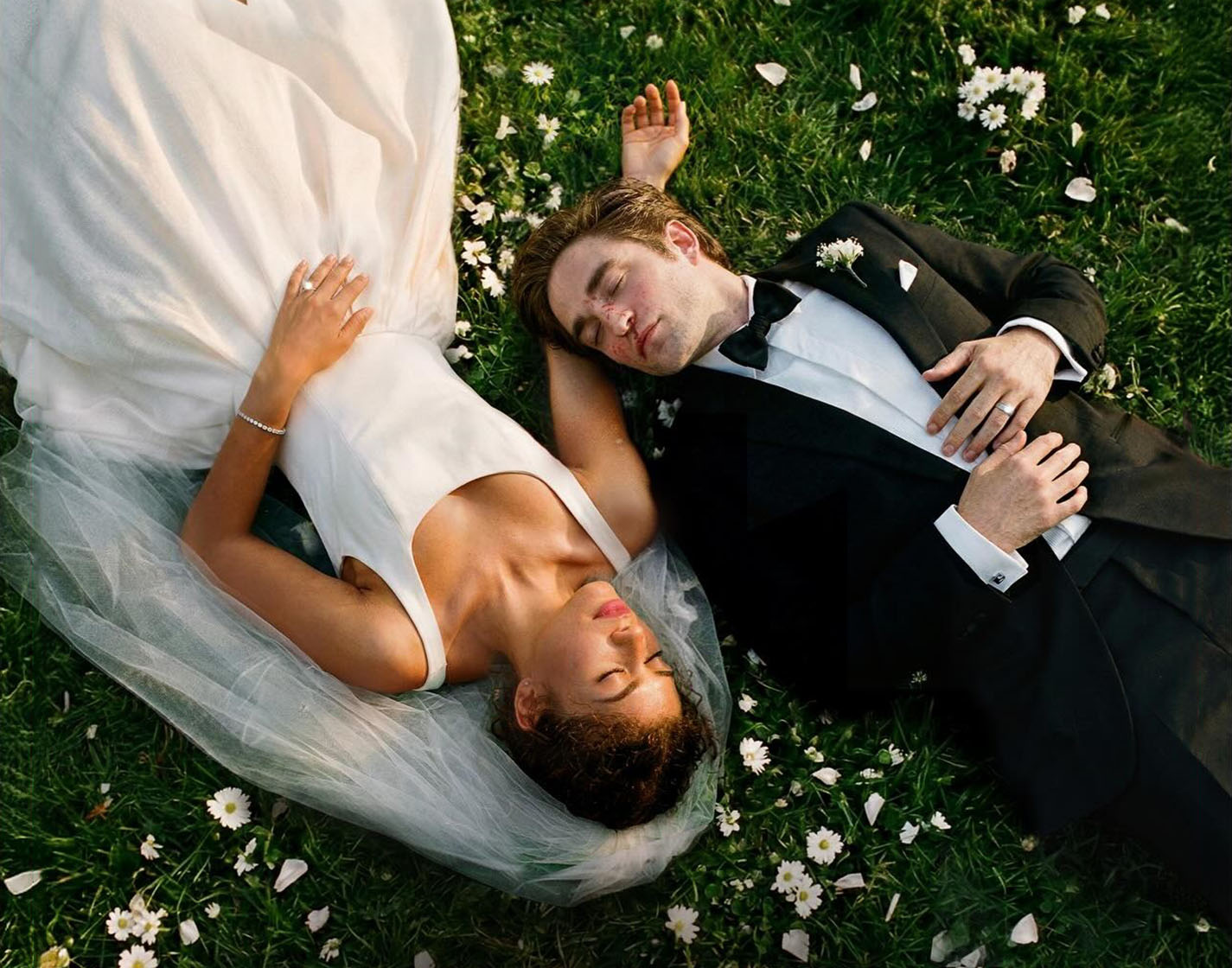 Рецензия на&nbsp;фильм «Вот это драма!»: притворяющийся ромкомом триллер с&nbsp;Зендеей и&nbsp;Робертом Паттинсоном