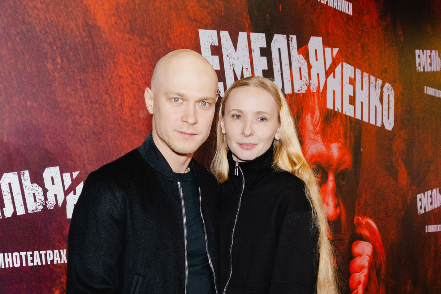 Юра Борисов с&nbsp;женой, Лолита, Гай Германика на&nbsp;премьере фильма «Емельяненко»: фото
