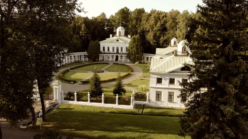 Усадьба Середниково