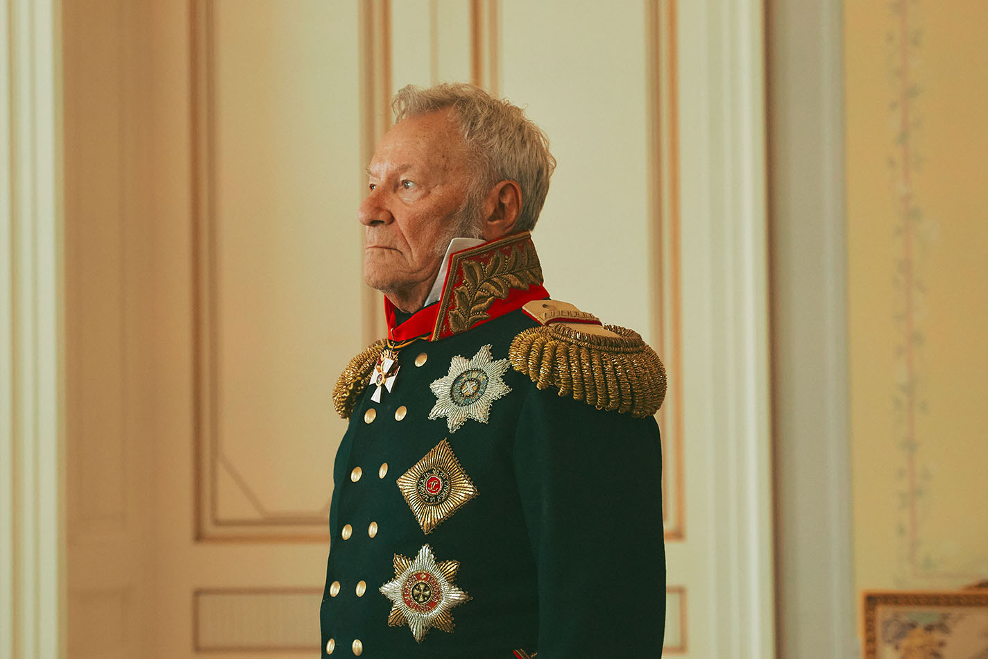Сергей Шакуров в генеральской форме