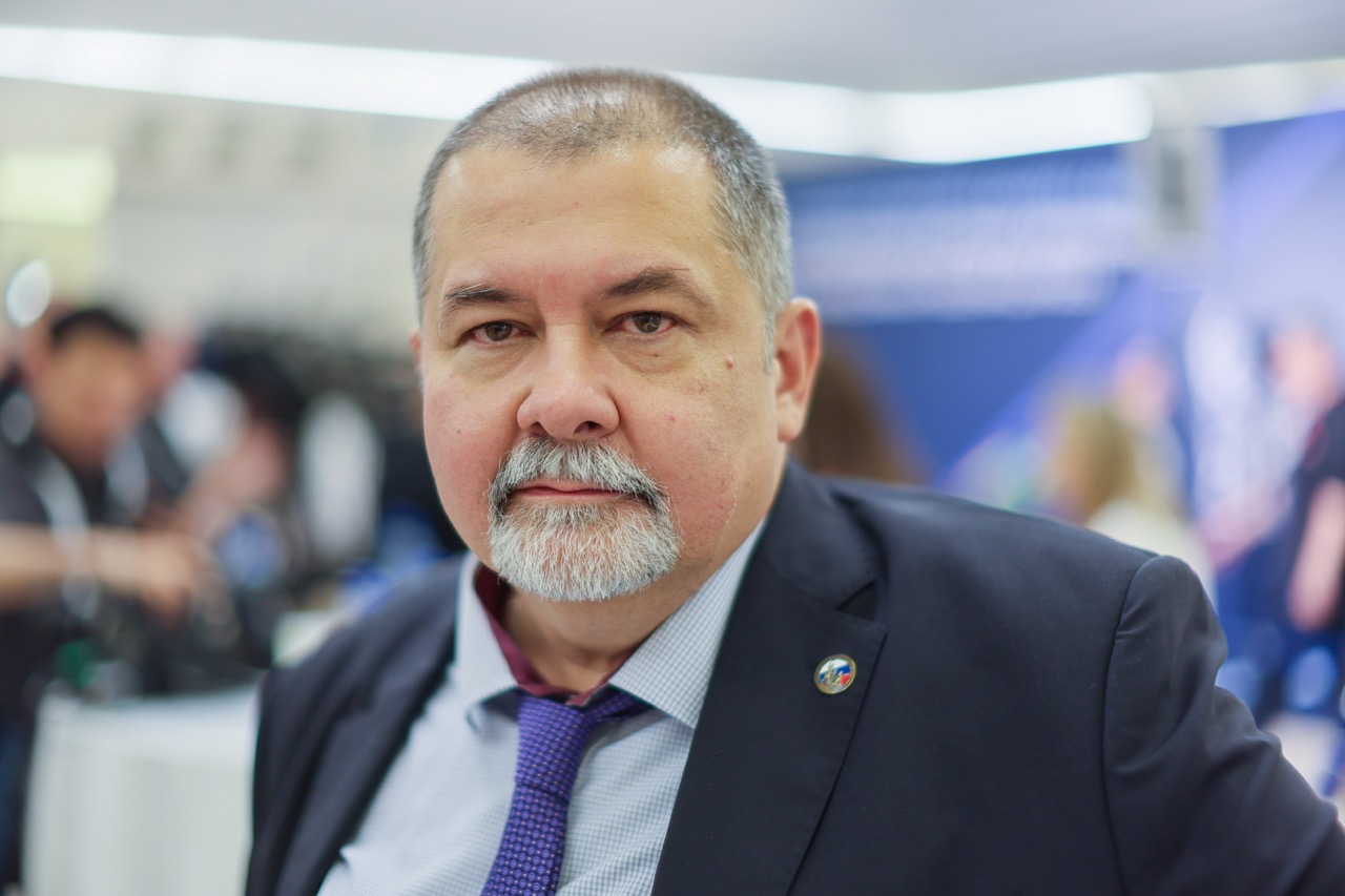 Сергей Лукьяненко