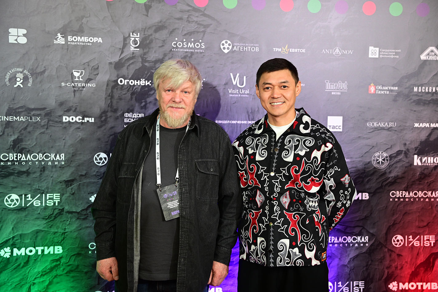 Сергей Астахов с коллегой по жюри фестиваля «Одна шестая» режиссером Аблайханом Ашимовым