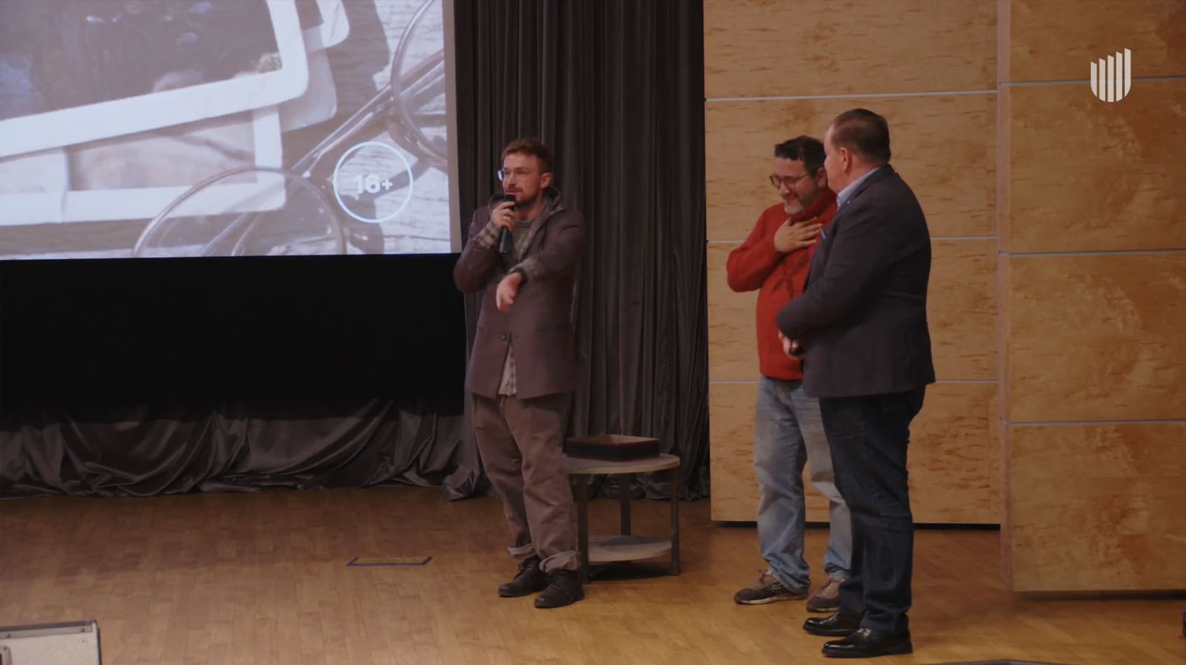 Александр Петров, Александр Котт и Александр Бондарев на защите проекта